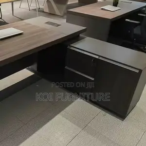 Office Desk; 1.8 Meters Executive Luxurious Office Desk