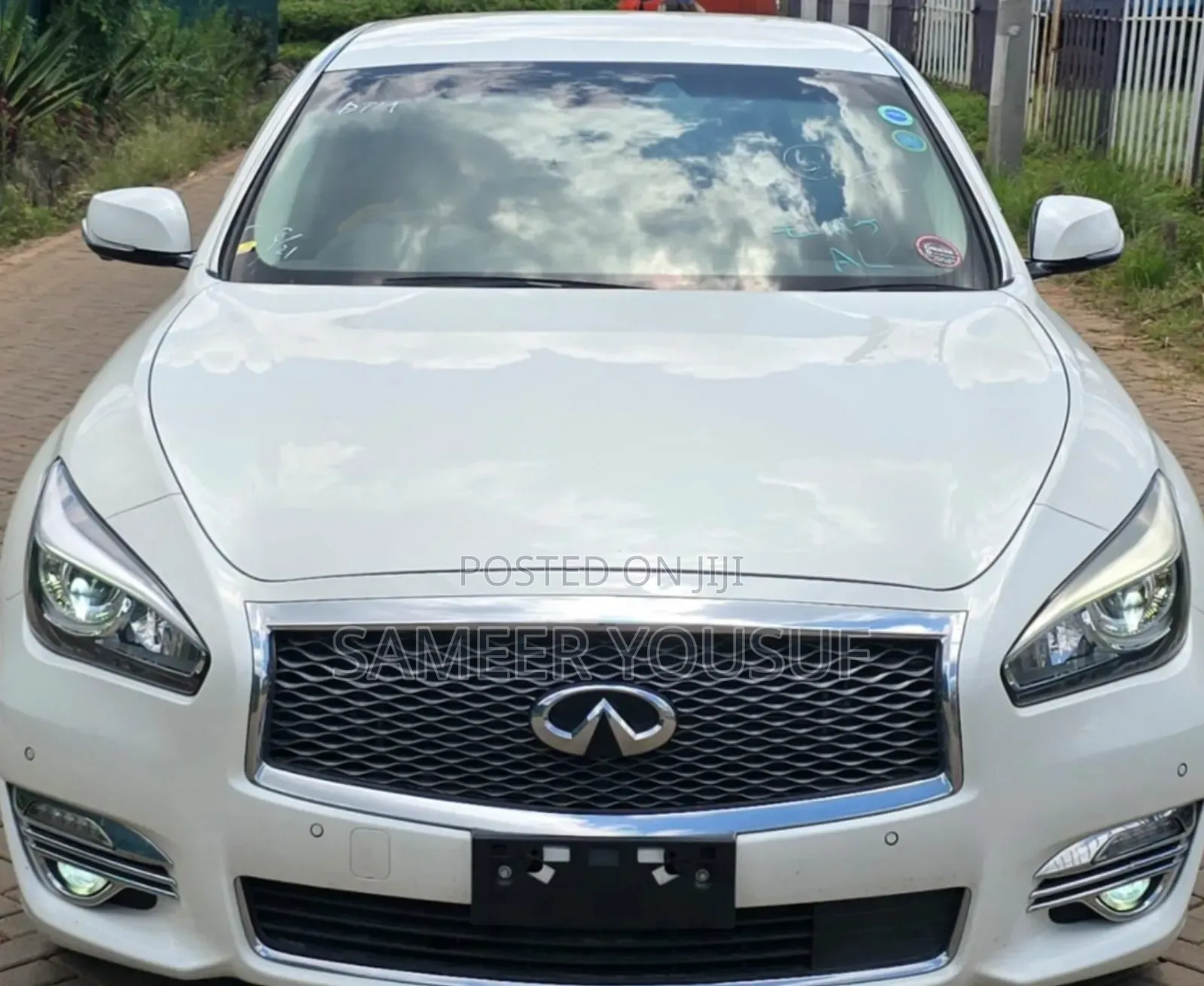 Nissan Fuga 2018 White