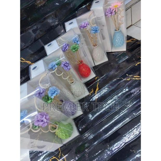 Decorative Flowers Glass or Ceramic Vase Reed Diffuser - thumbnail 2