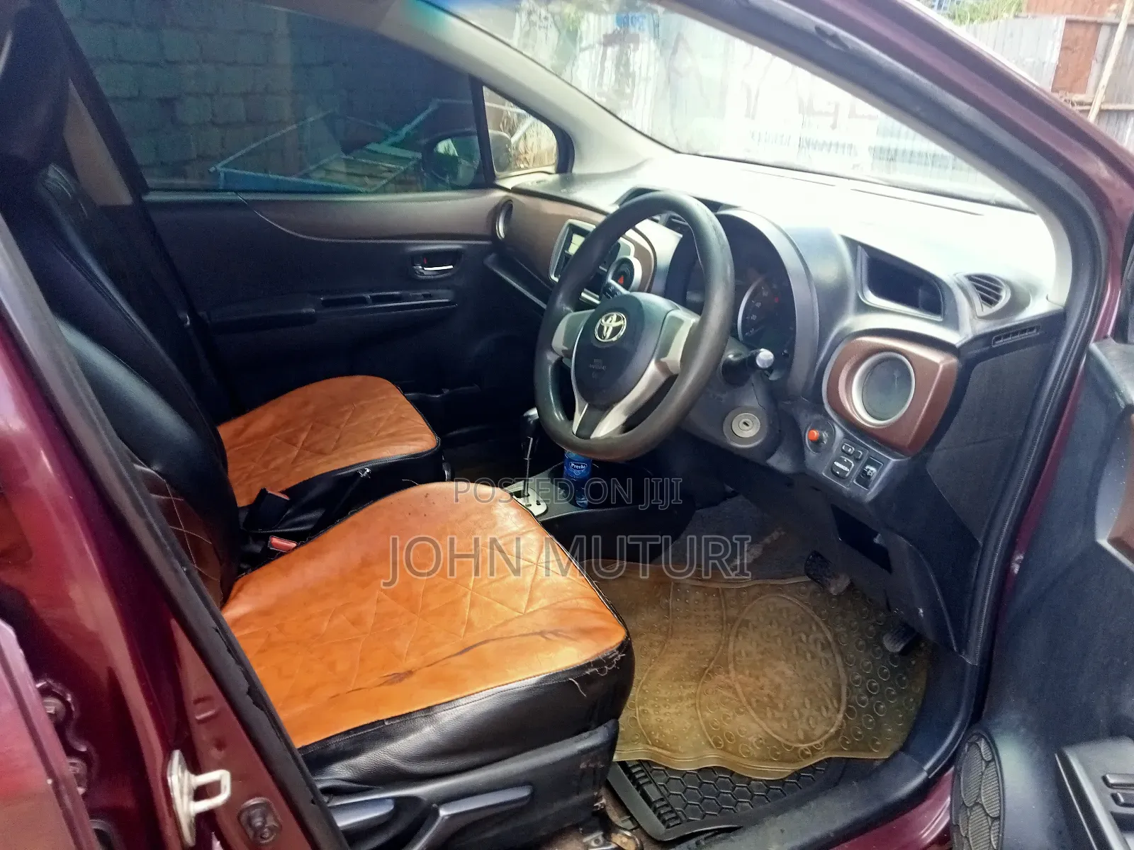 Toyota Vitz 2012 Maroon