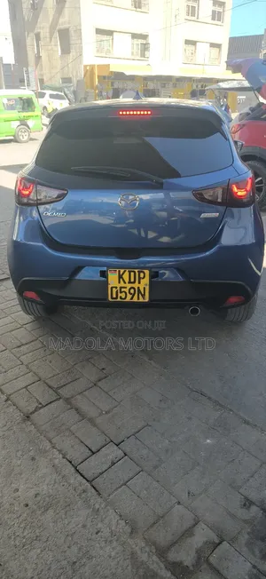 Mazda Demio 2018 Blue