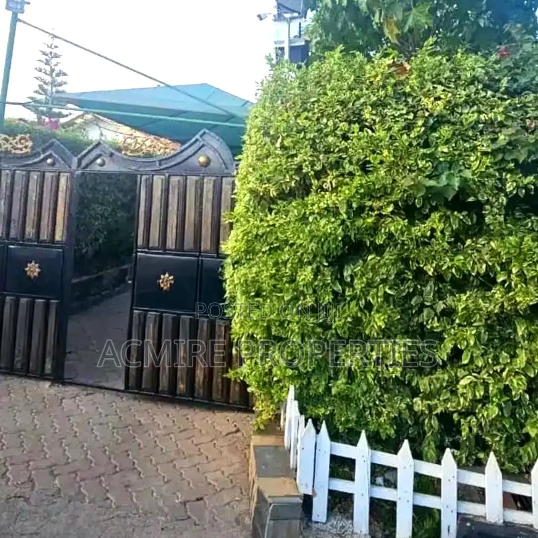 3bdrm Bungalow in Kamulu Heights, Malaa for sale