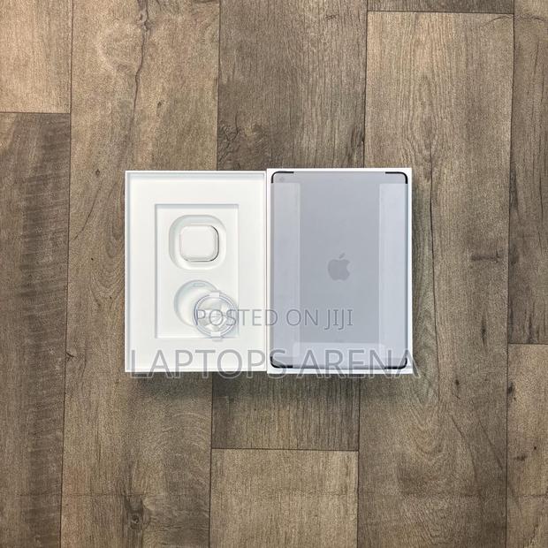 New Apple iPad 10.2 (2021) 256 GB Gray - thumbnail 2