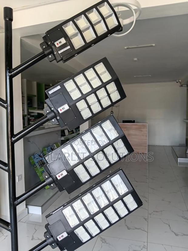 1000w Solar Streetlight - thumbnail 3