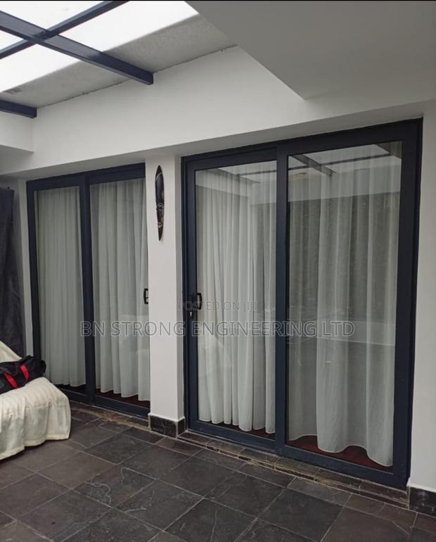 Aluminium Sliding Doors - thumbnail 4