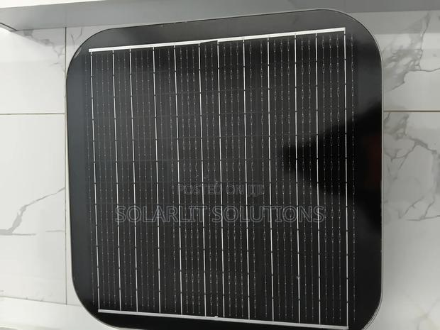 300w Solar Gardenlight - thumbnail 2