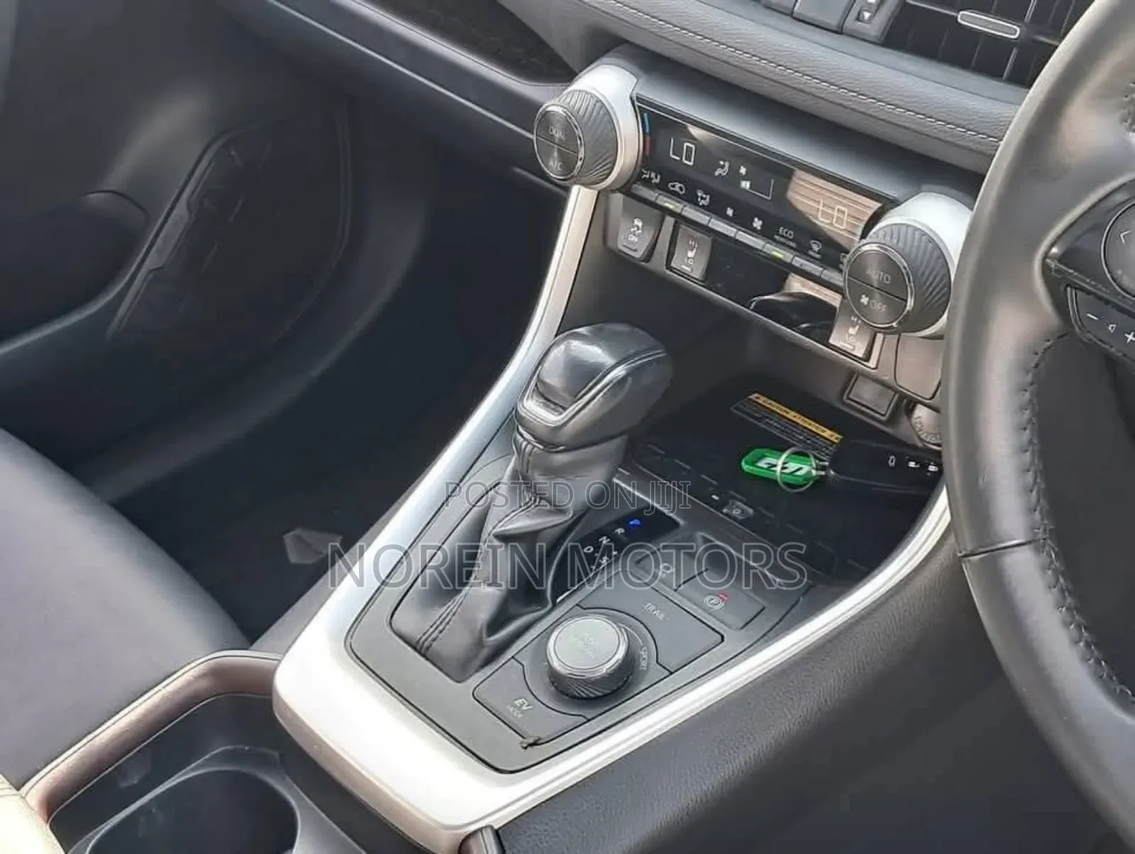 Toyota RAV4 2020 White