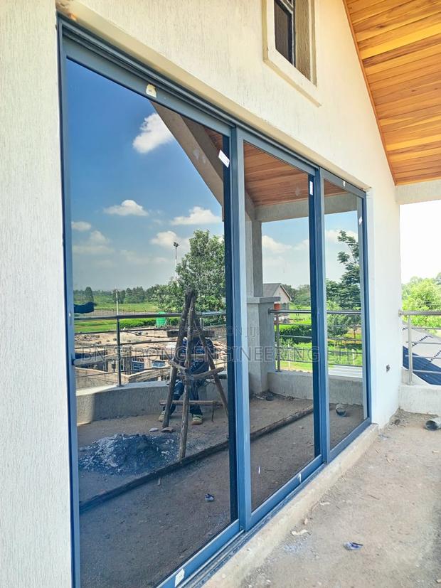 Aluminium Sliding Doors - thumbnail 7