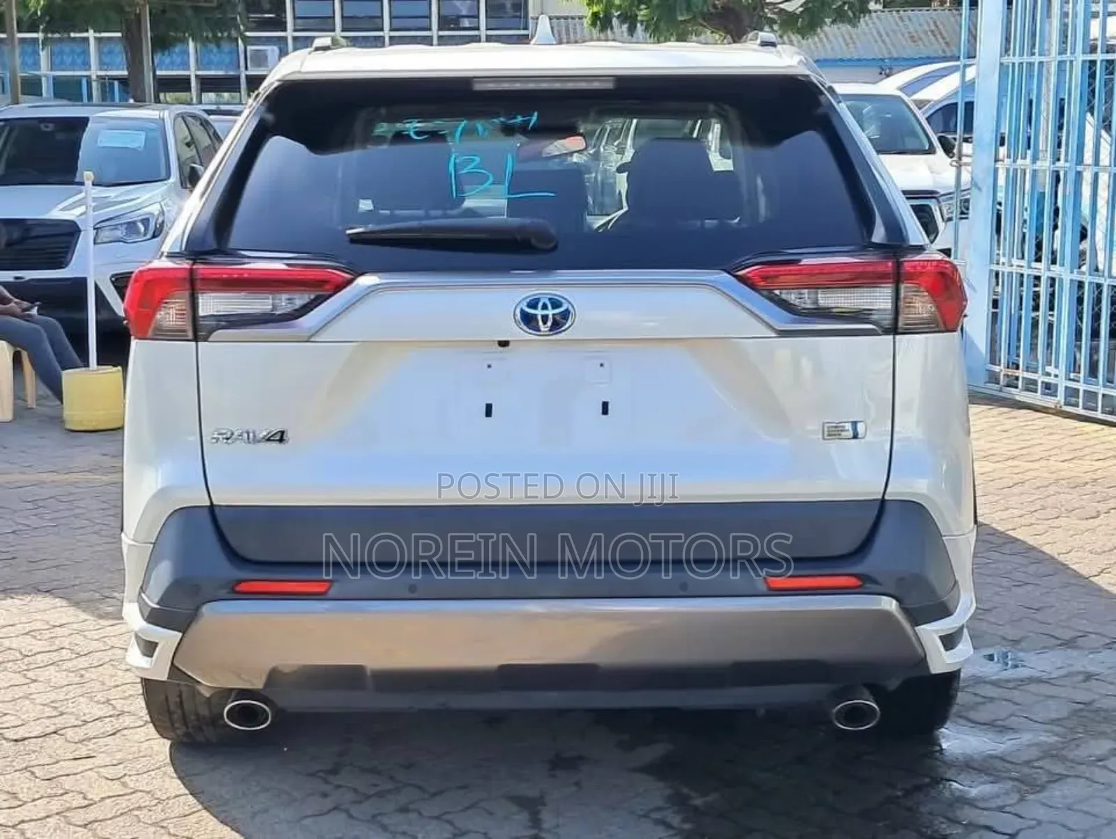 Toyota RAV4 2020 White