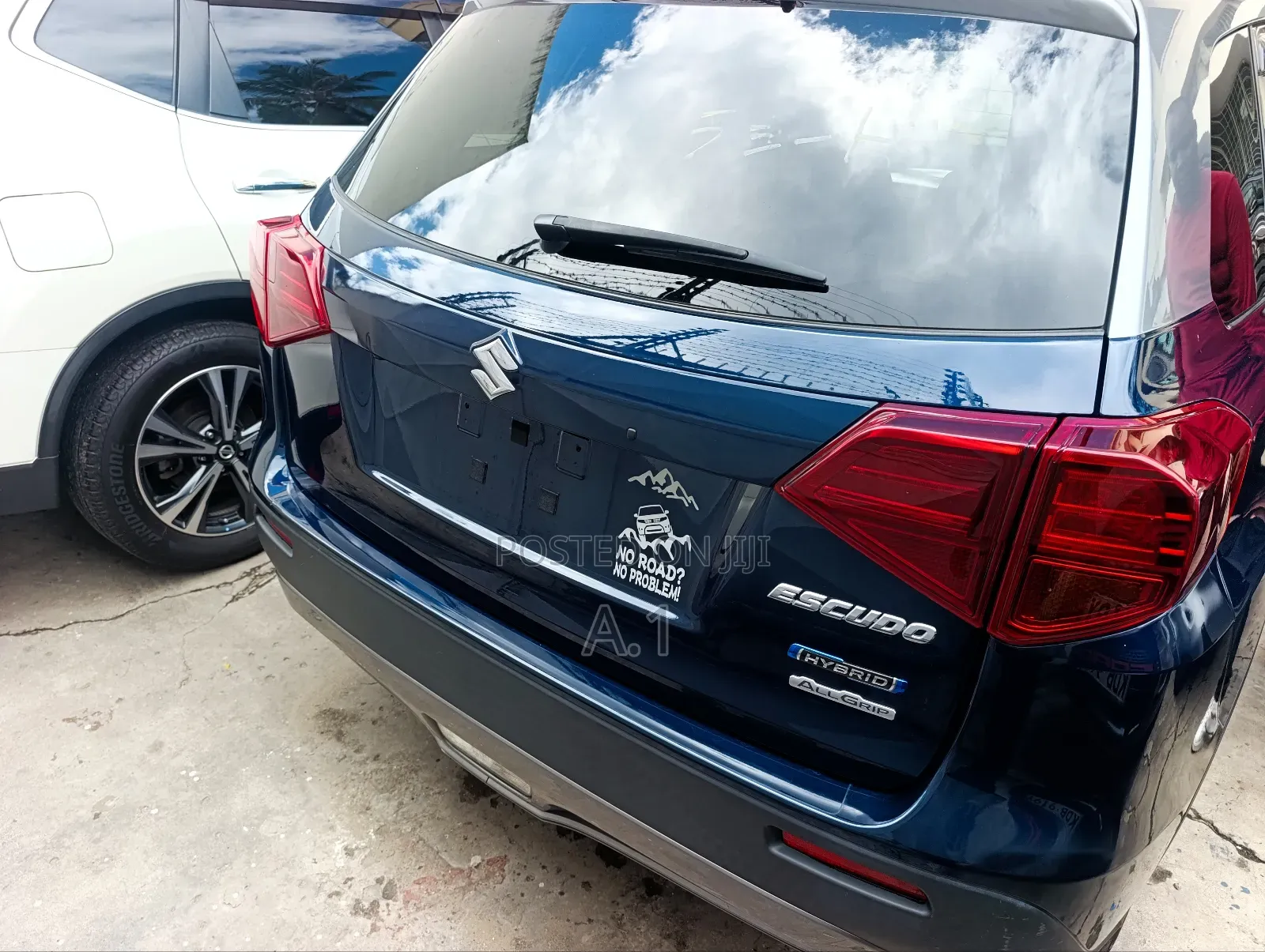 Suzuki Escudo 2023 Blue