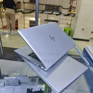 Laptop HP EliteBook 830 G8 16GB Intel Core i5 SSD 256GB