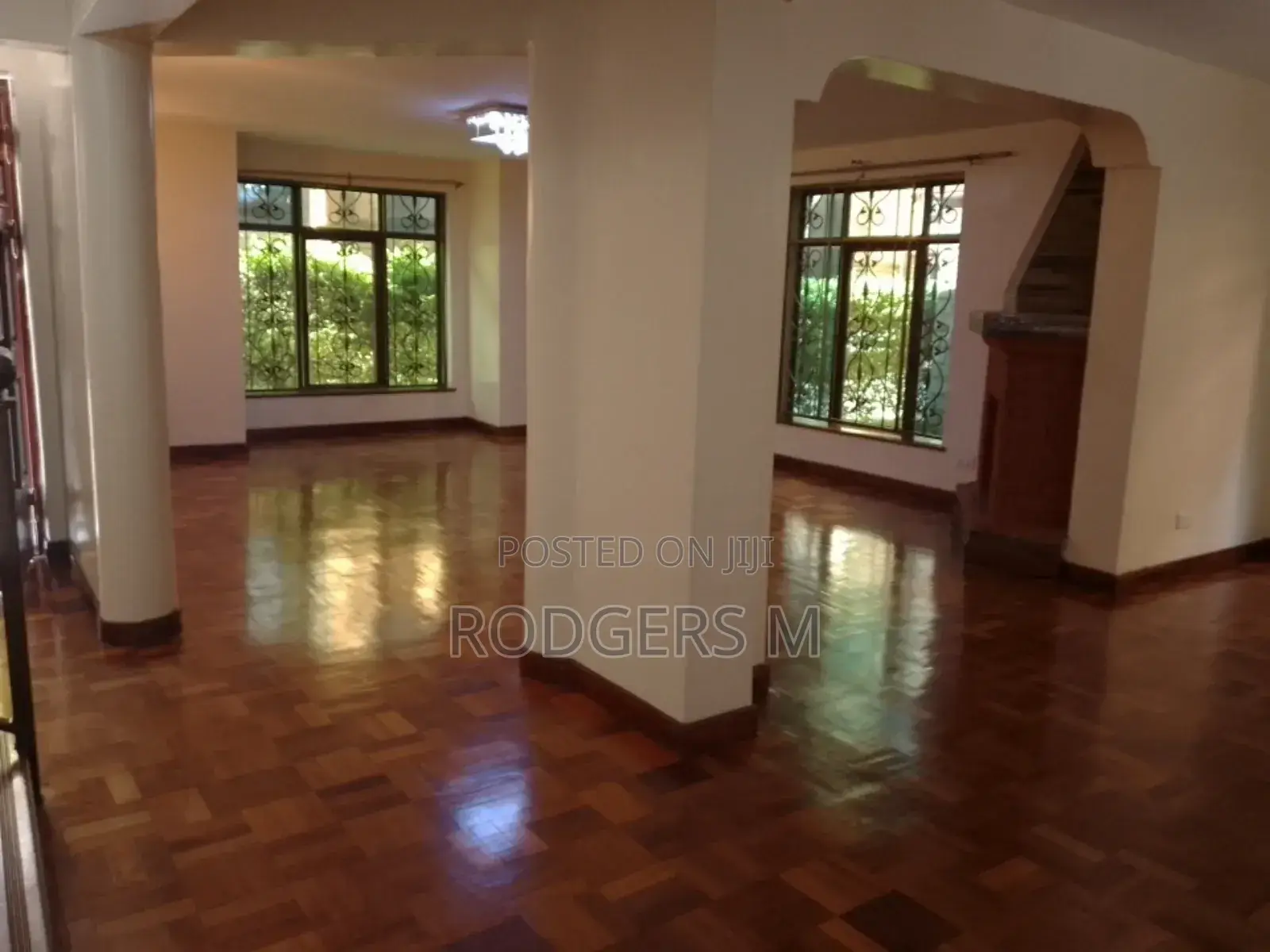 5bdrm Villa in Valley Arcade for rent