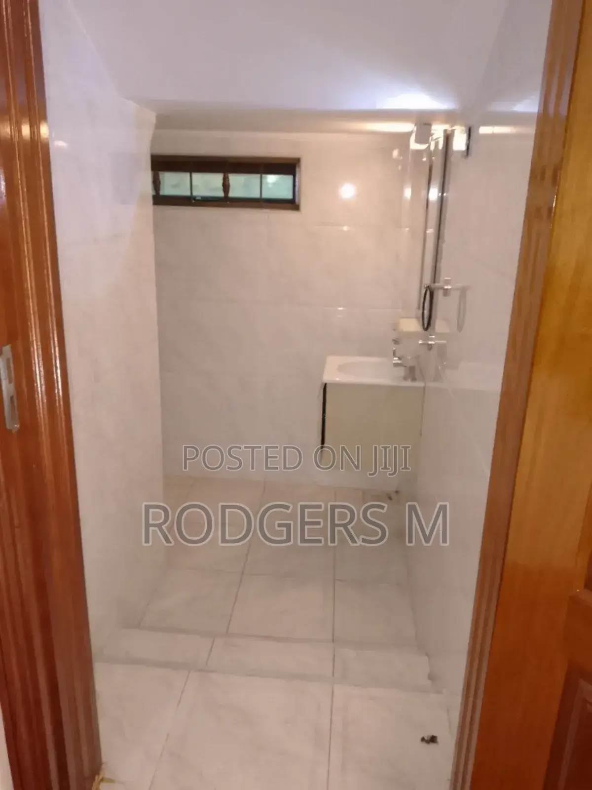 5bdrm Villa in Valley Arcade for rent