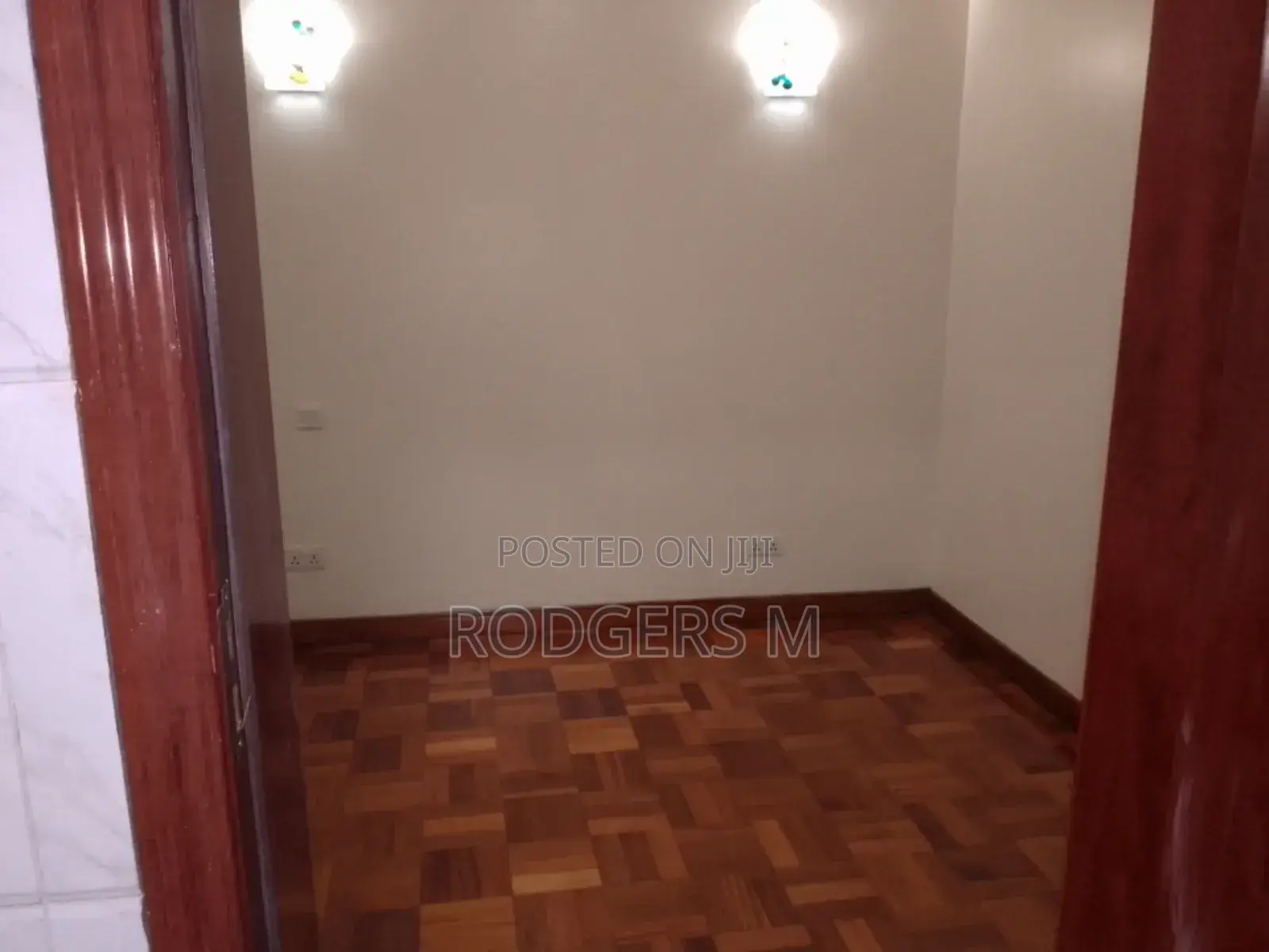 5bdrm Villa in Valley Arcade for rent