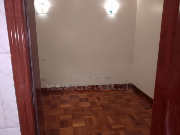 5bdrm Villa in Valley Arcade for rent - thumbnail 9