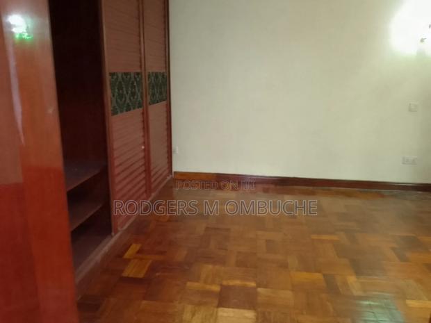 5bdrm Villa in Valley Arcade for rent - thumbnail 17