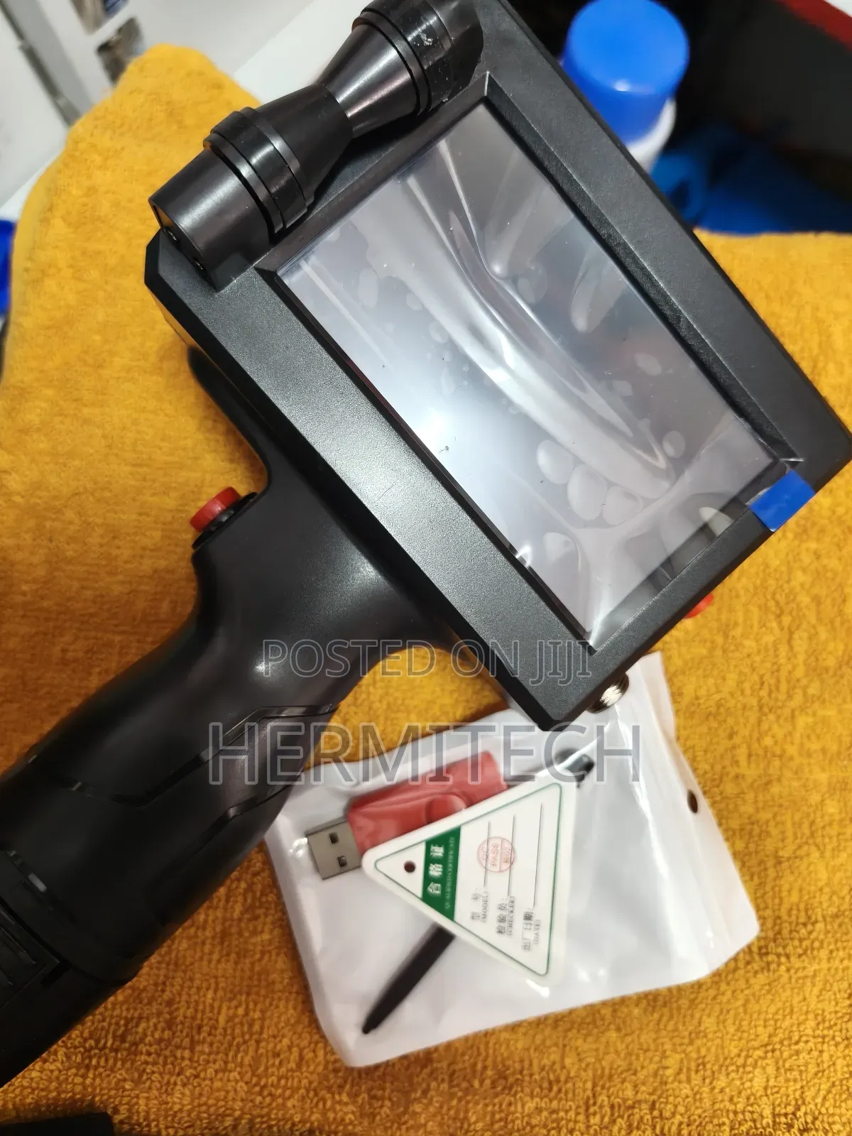 Handheld Inkjet Printer for Effortless Use During Labelling and Coding