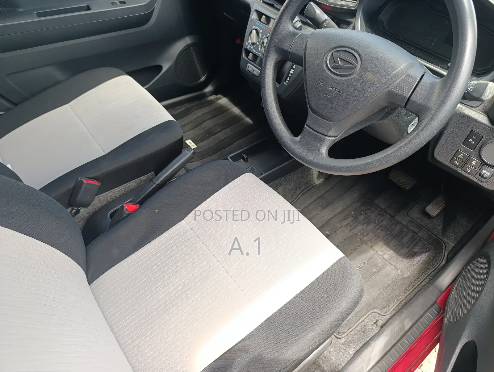 Daihatsu Mira 2019 Maroon