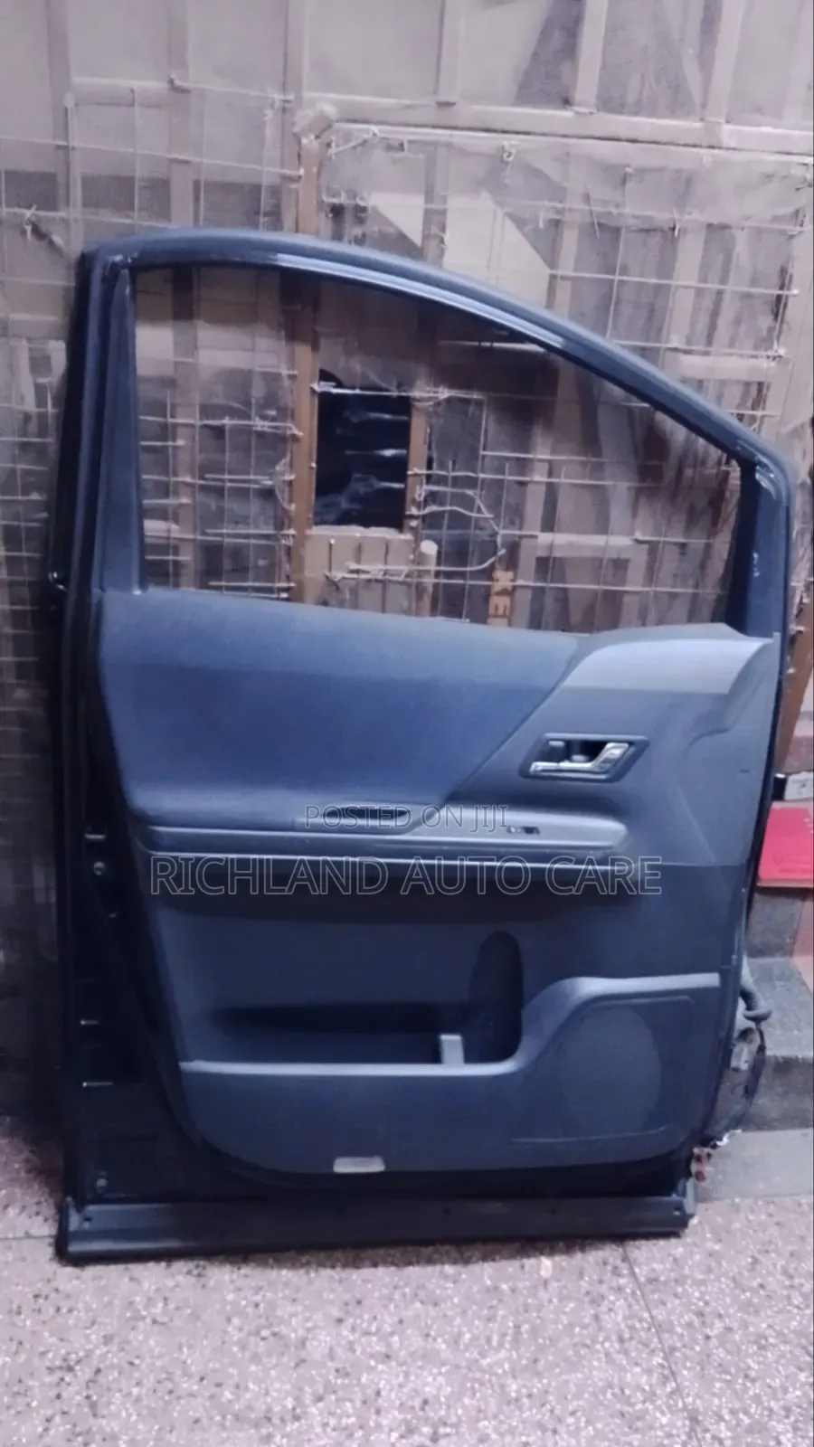 Front Door Toyota Alphard/Vellfire
