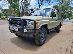 Toyota Land Cruiser 2013 Beige