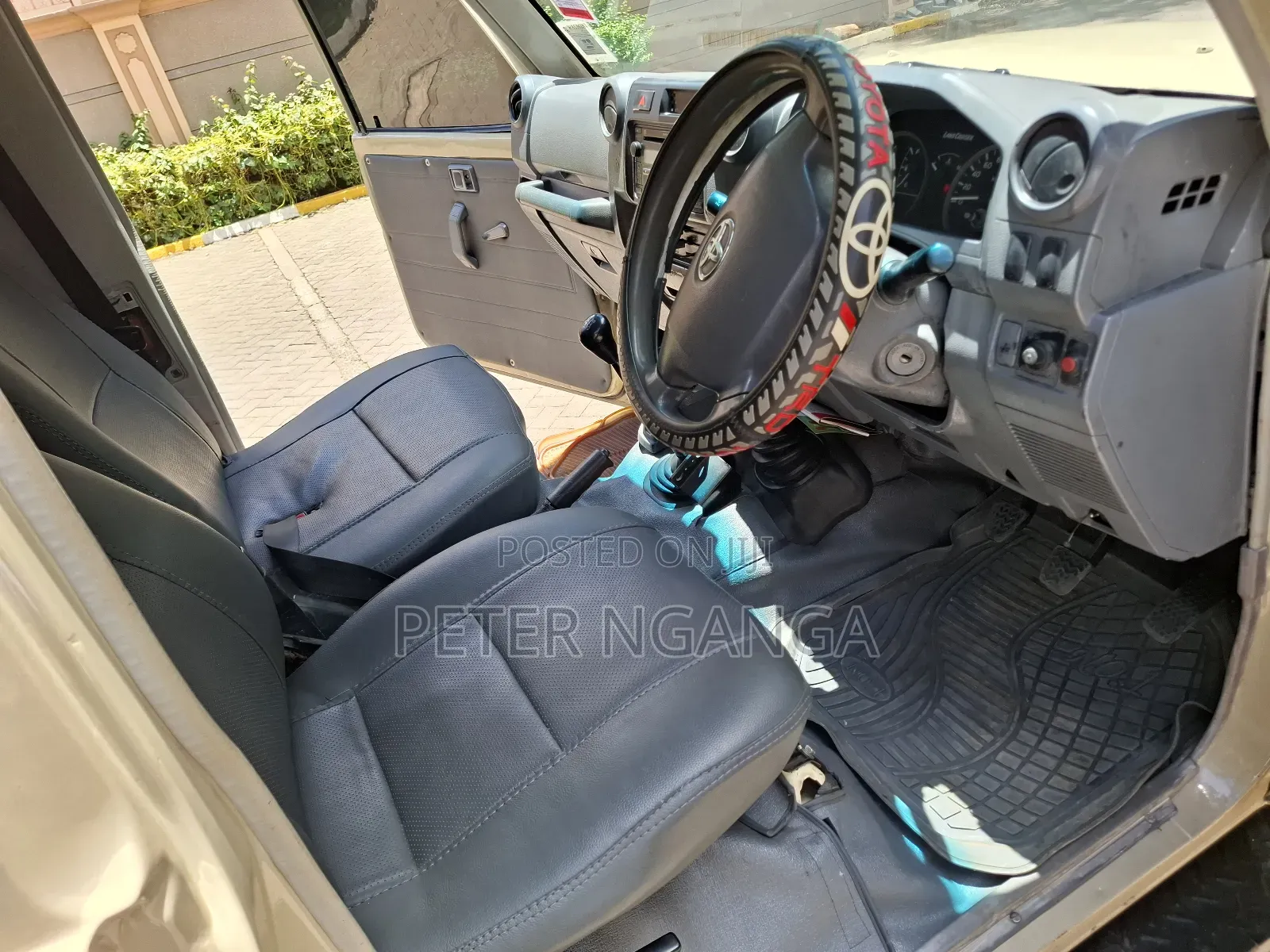 Toyota Land Cruiser 2013 Beige
