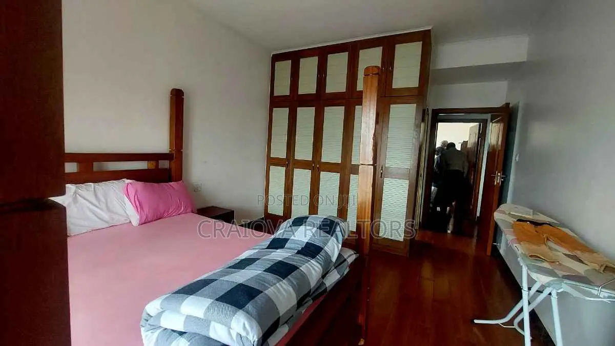 2bdrm Penthouse in Hurlingham for sale