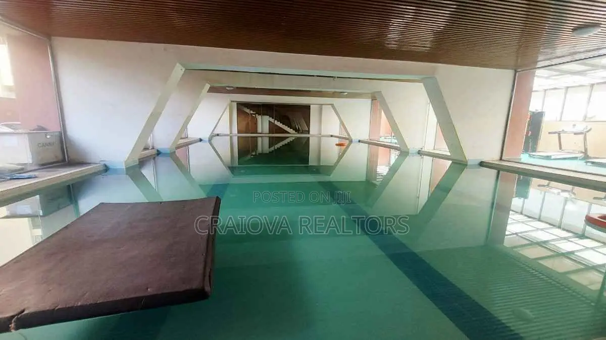 2bdrm Penthouse in Hurlingham for sale