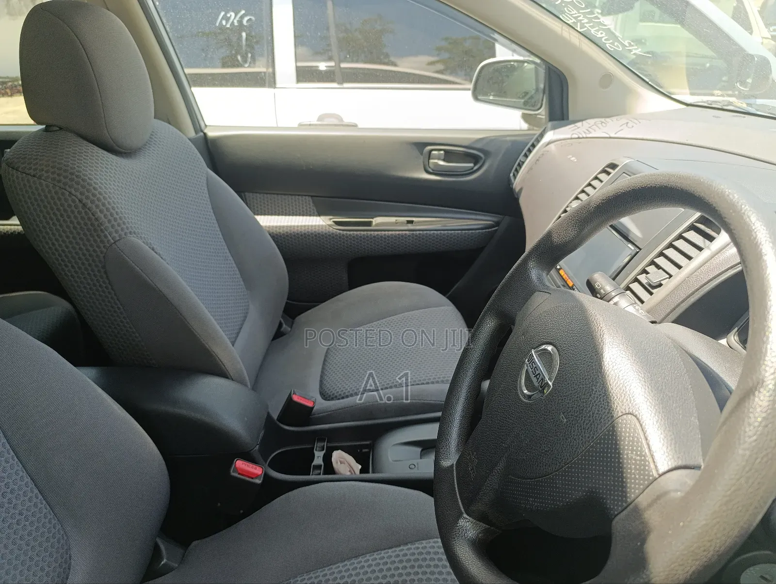Nissan Wingroad 2019 Silver