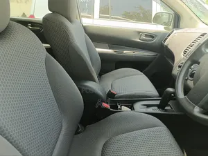 Nissan Wingroad 2019 Silver