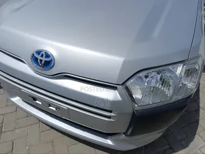 Toyota Succeed 2019 Silver