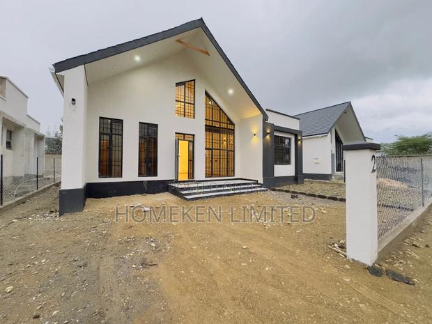 4bdrm Bungalow in Kitengela for sale - main view