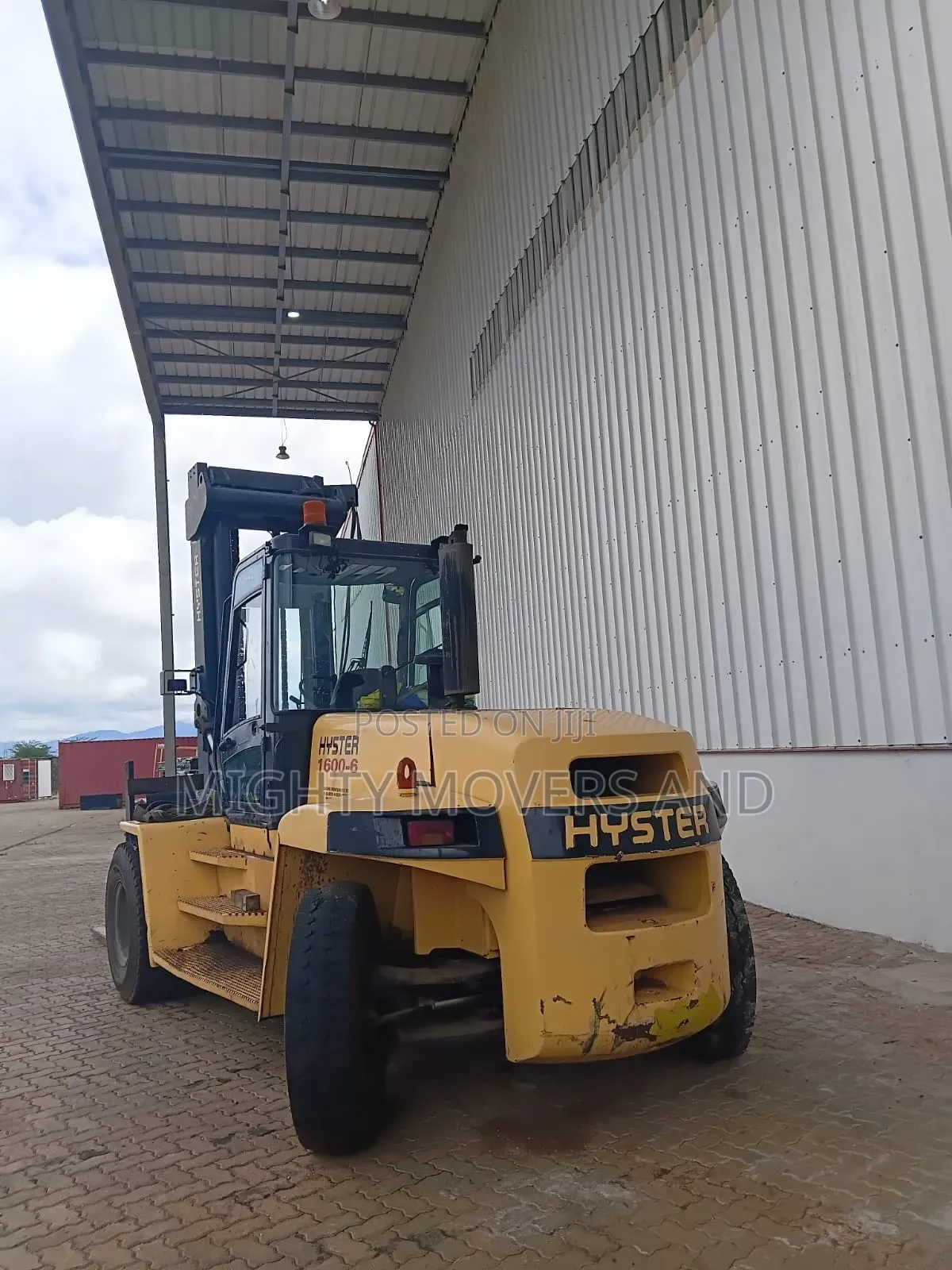 Logistics Forklift Are Available for Uplifting Service Within Nairobi