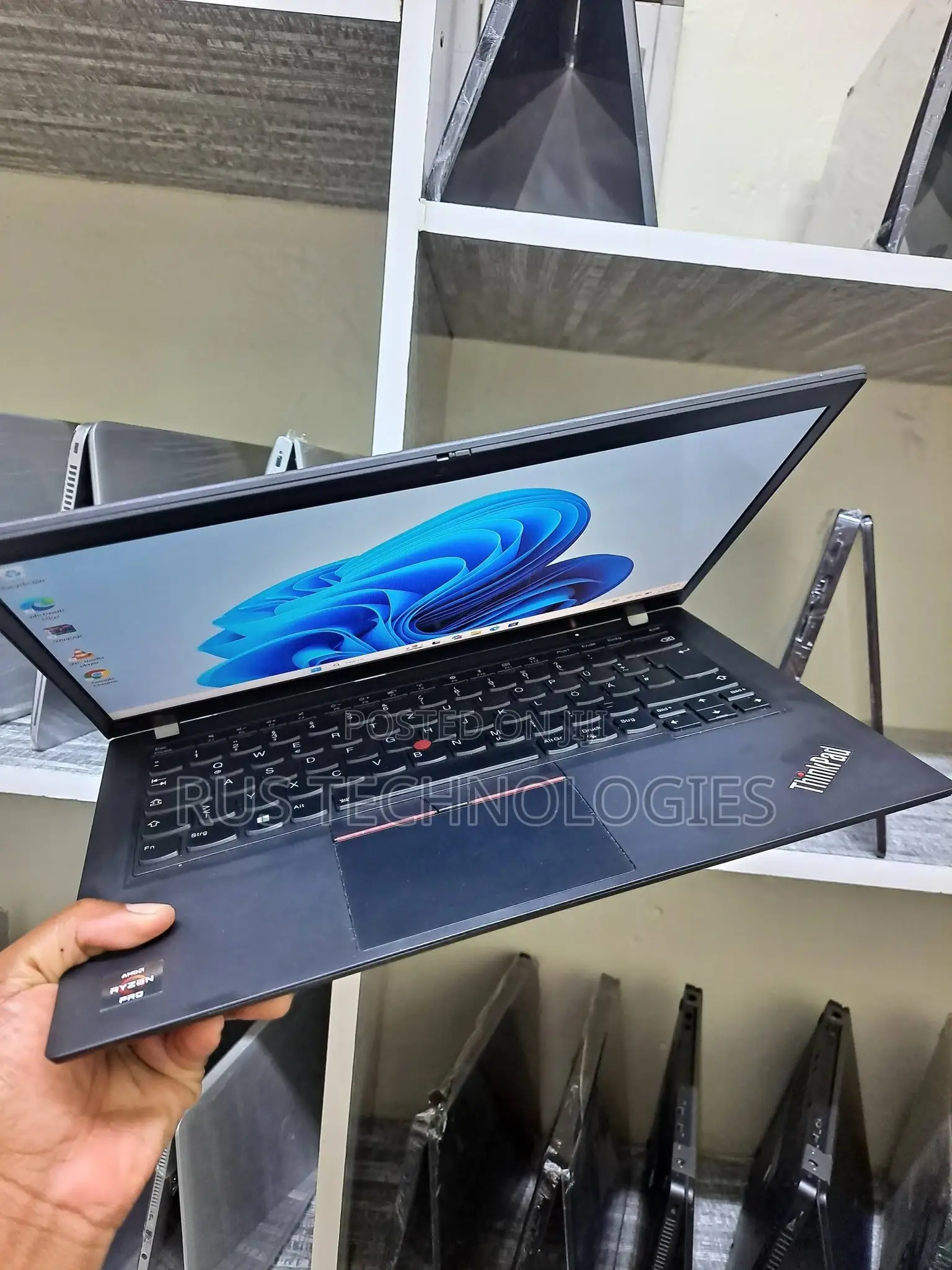 Laptop Lenovo ThinkPad t495s 8GB AMD Ryzen 5 SSD 256GB