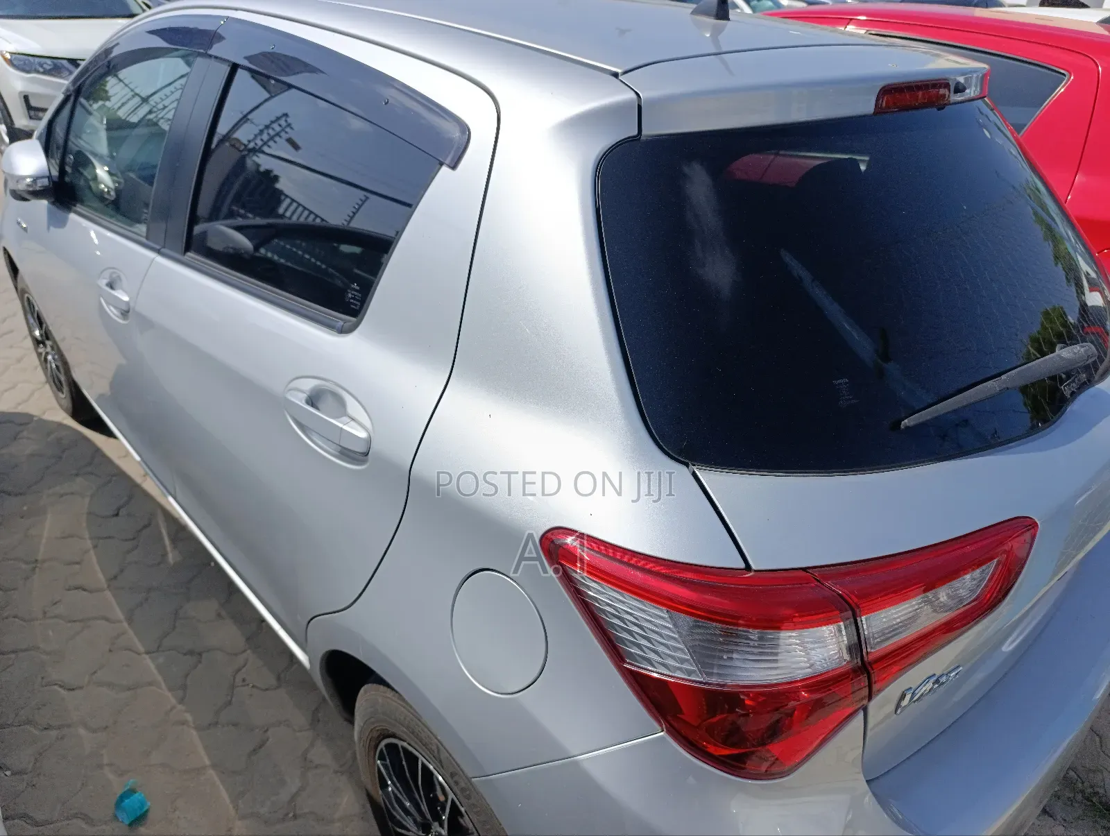Toyota Vitz 1.5 FWD Hybrid 5dr 2019 Silver