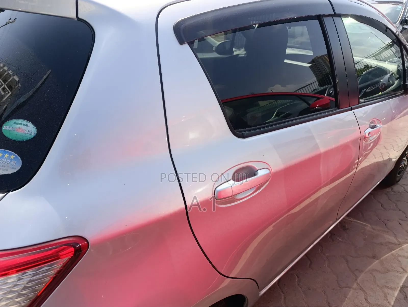 Toyota Vitz 1.5 FWD Hybrid 5dr 2019 Silver