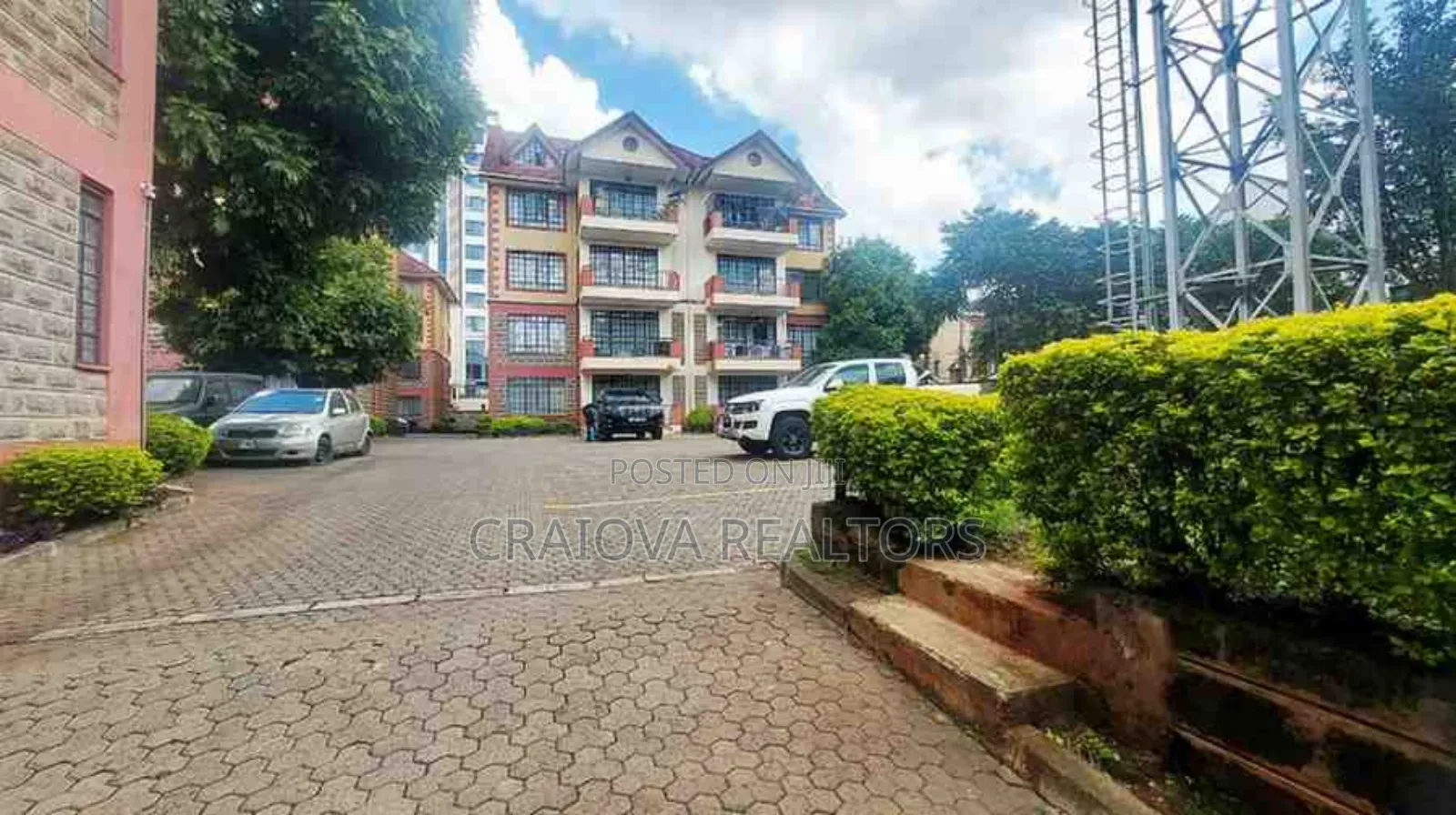 4bdrm Apartment in Valley Arcade for sale