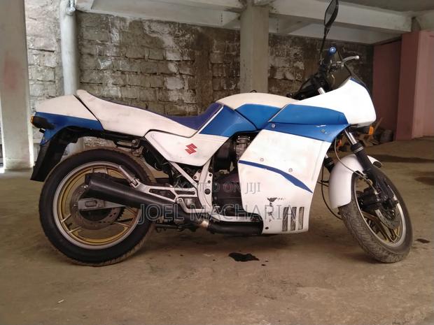 Suzuki GSX-R 1987 - thumbnail 3