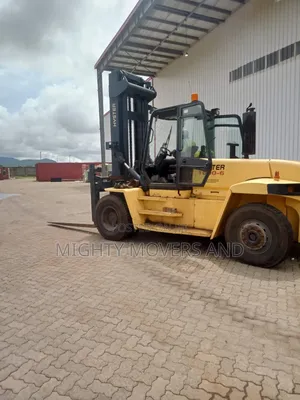 Forklift With Trailers Are Ready Within Ruaka/Witeithie