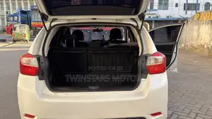 Subaru Impreza 2.0i Limited 4-dr 2013 White