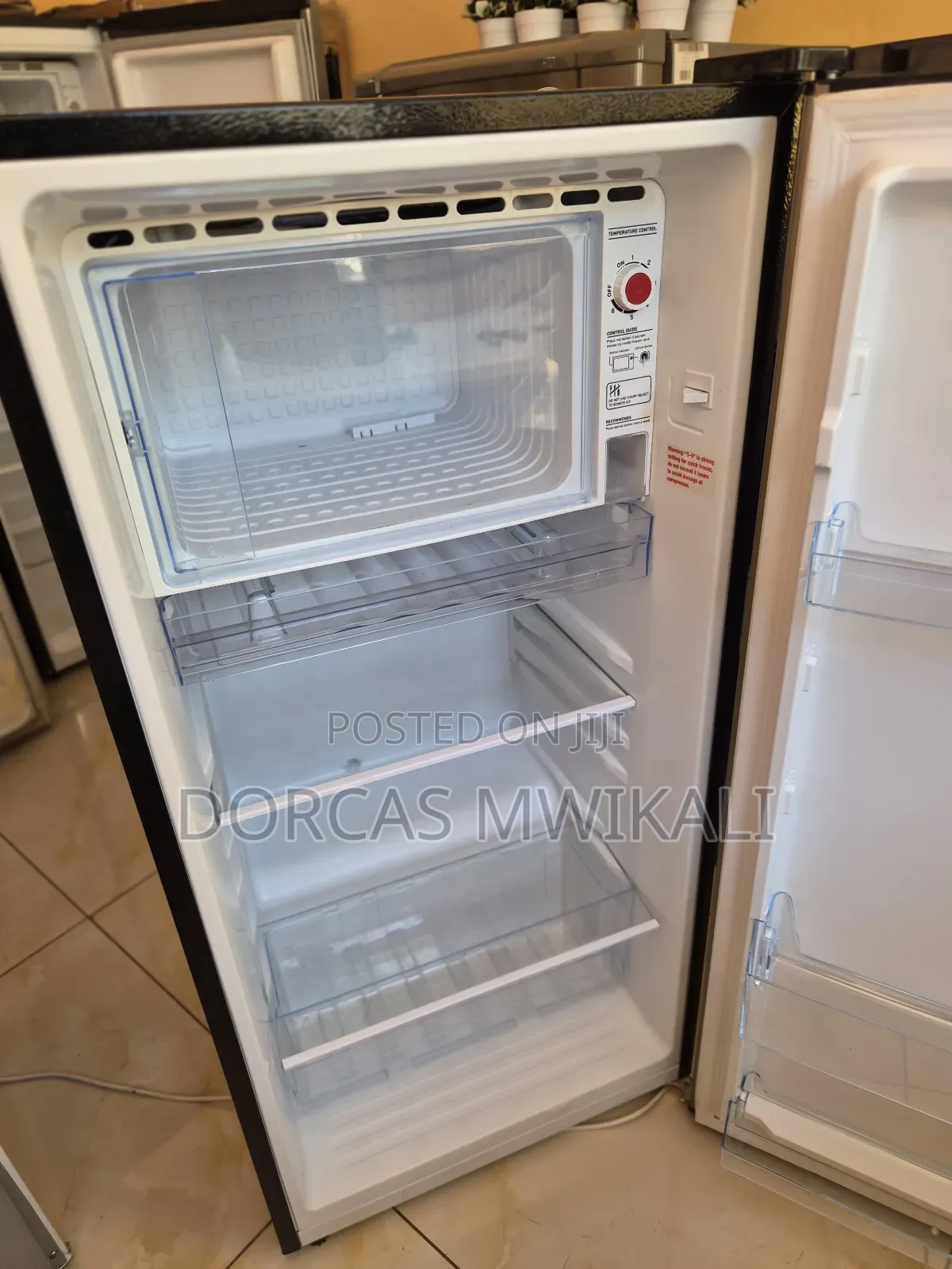 Von Single Mini Fridge.