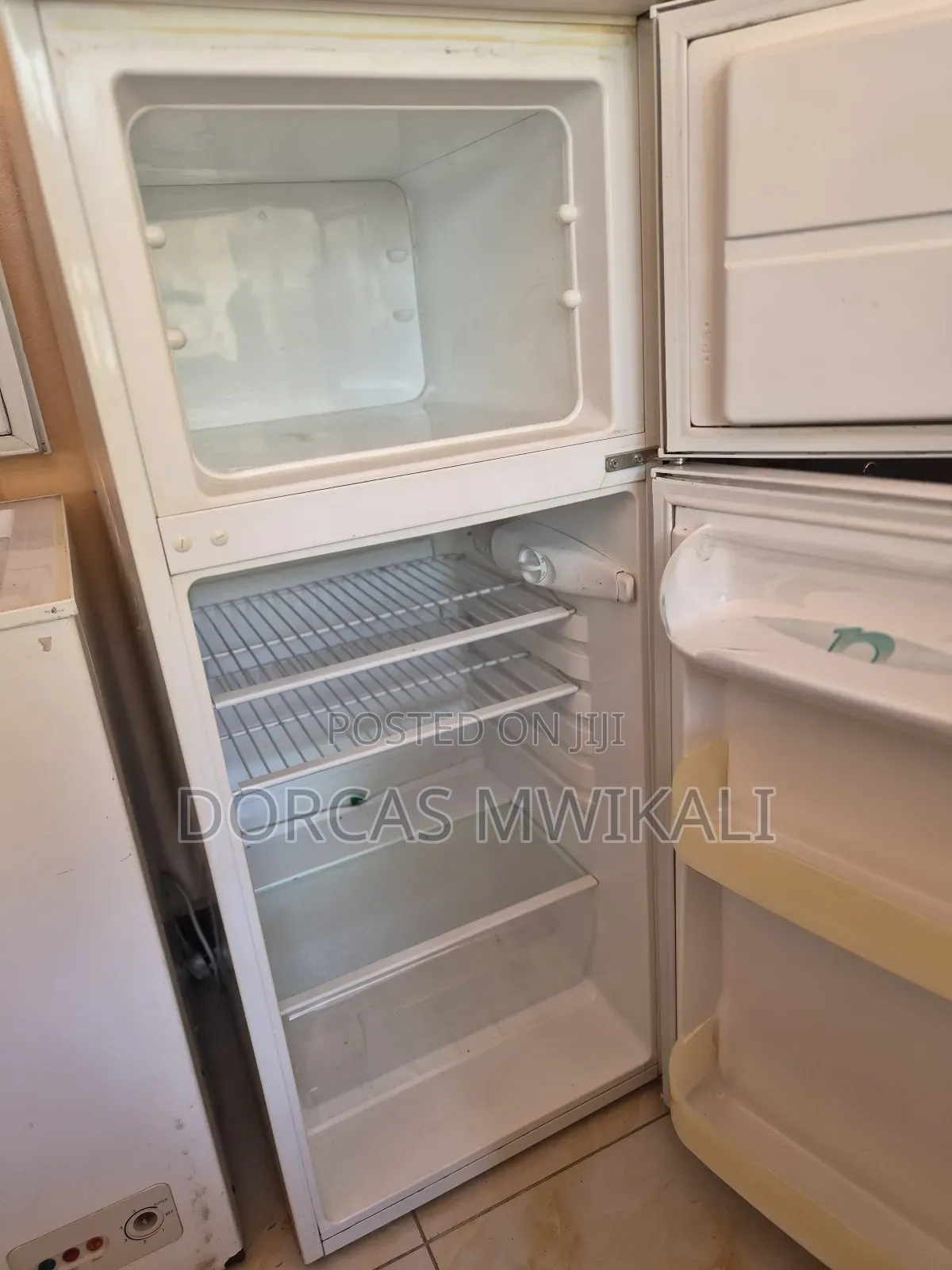 Lloyd Fridge/ Exuk