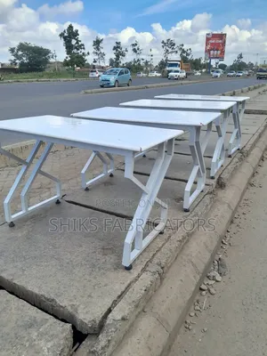 Hotel Tables