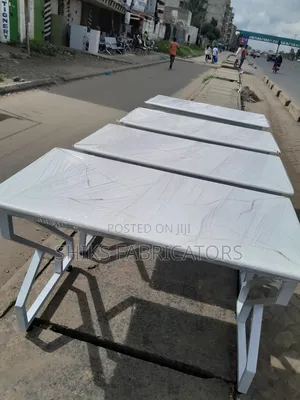 Hotel Tables
