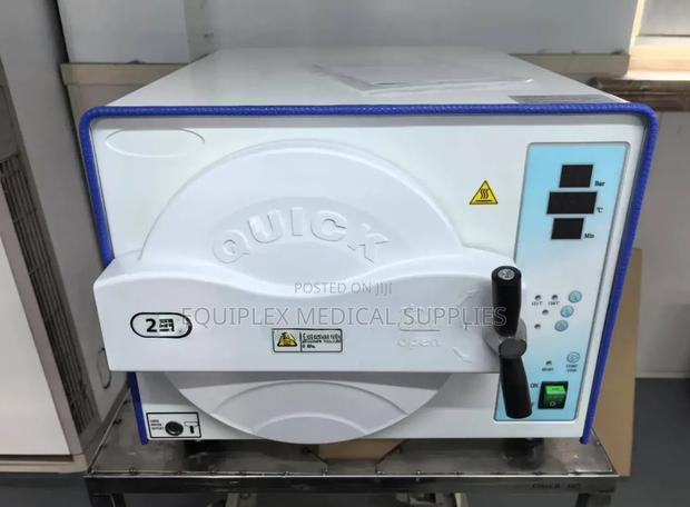 23 Liter Table-Top Autoclave - main view