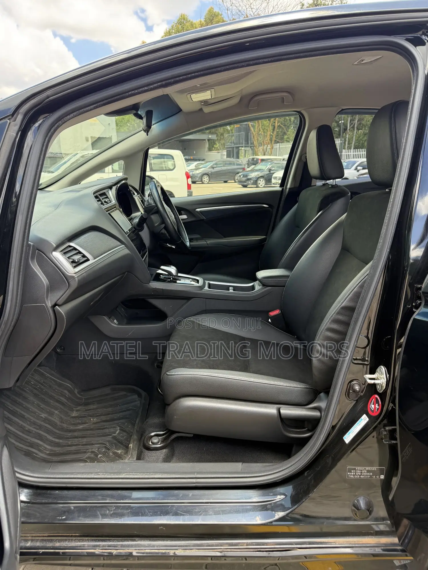 Honda Fit Shuttle 1.5 Hybrid 2WD 2018 Black
