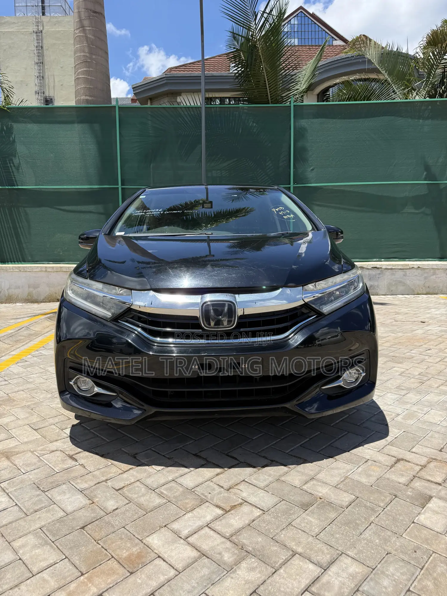 Honda Fit Shuttle 1.5 Hybrid 2WD 2018 Black