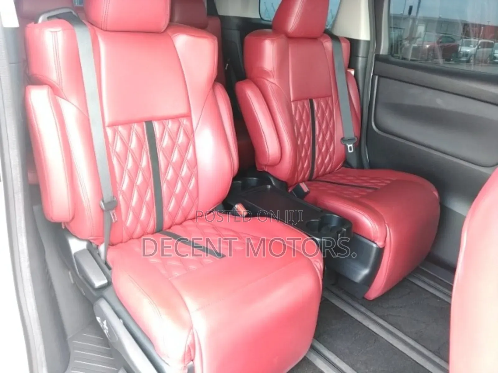 Toyota Alphard 2.5 Petrol AWD 2019 White