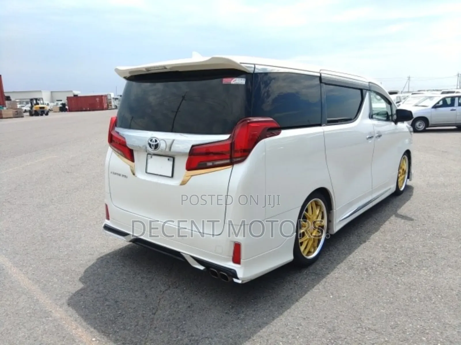 Toyota Alphard 2.5 Petrol AWD 2019 White