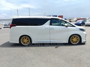 Toyota Alphard 2.5 Petrol AWD 2019 White