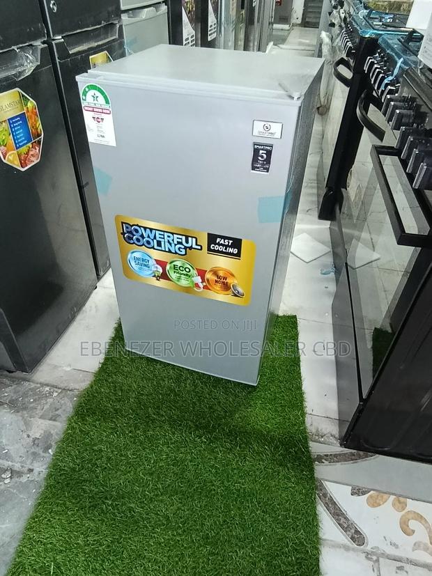 Small One Door Fridge - thumbnail 3